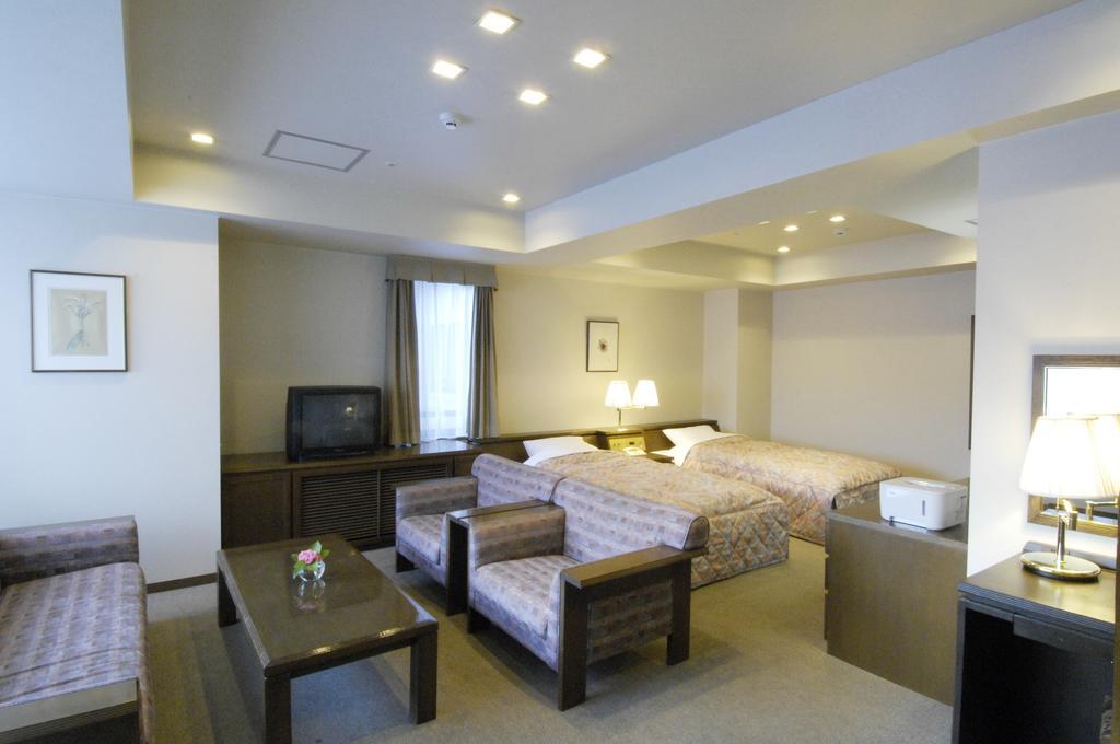 Karuizawakurabu Hotel 1130 Hewitt Resort Tsumagoi Dış mekan fotoğraf