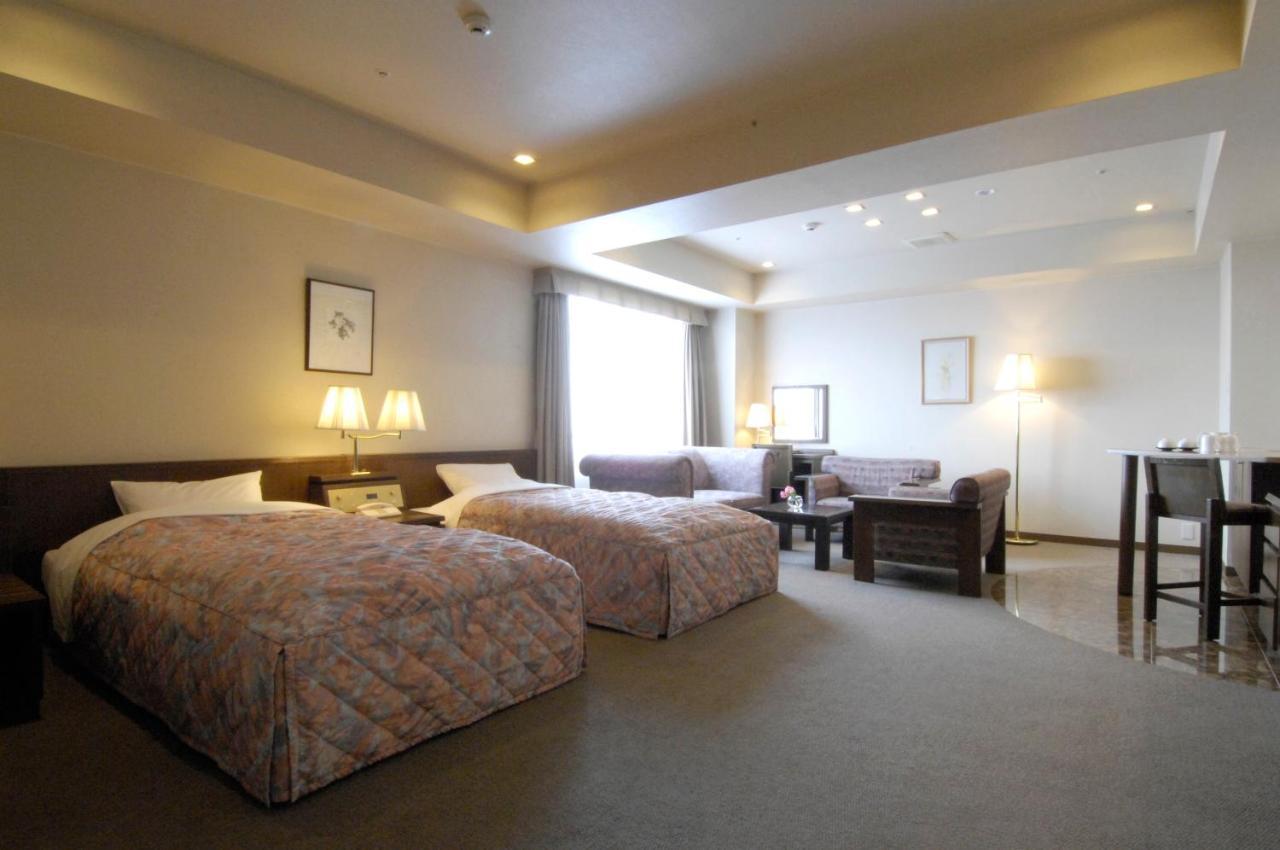 Karuizawakurabu Hotel 1130 Hewitt Resort Tsumagoi Dış mekan fotoğraf