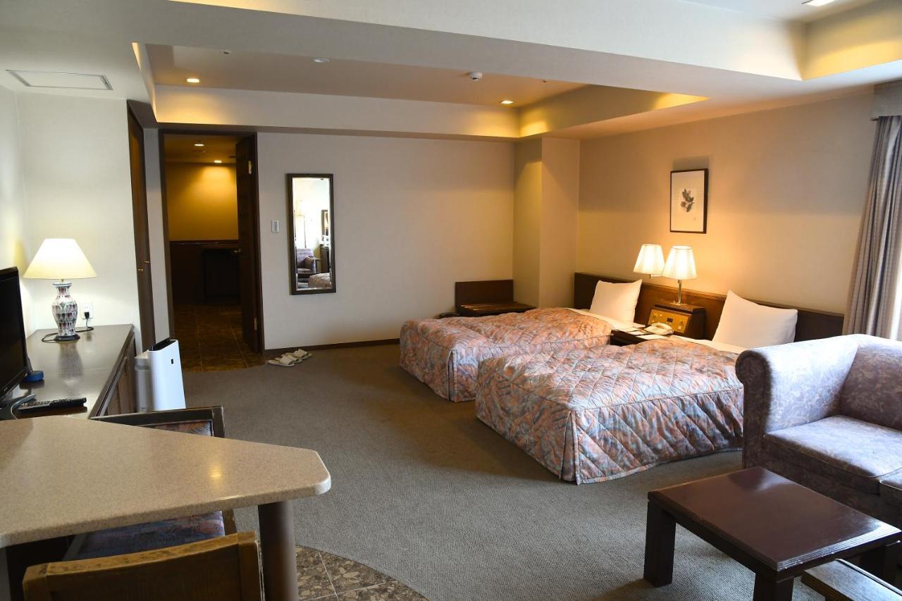 Karuizawakurabu Hotel 1130 Hewitt Resort Tsumagoi Dış mekan fotoğraf